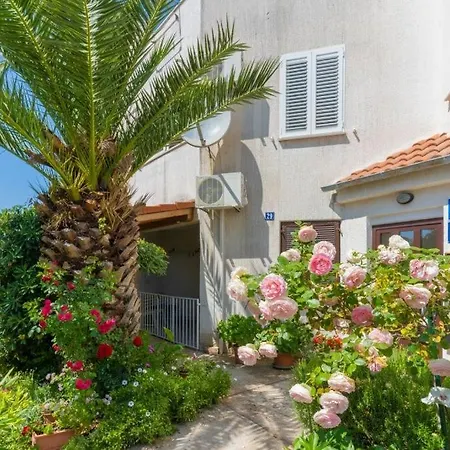 Apartman With Wifi - 20832 Cres